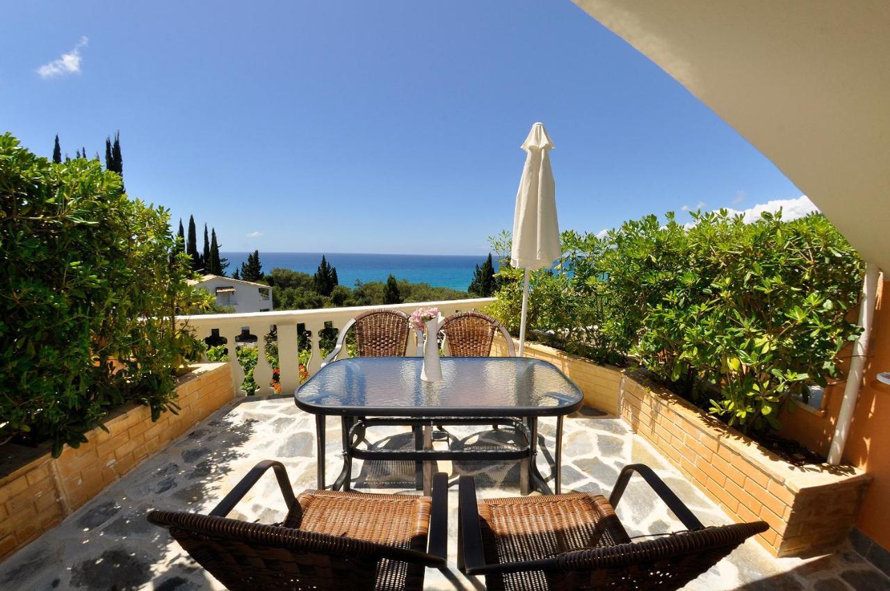Dina'S Paradise Agios Gordios  Exterior photo