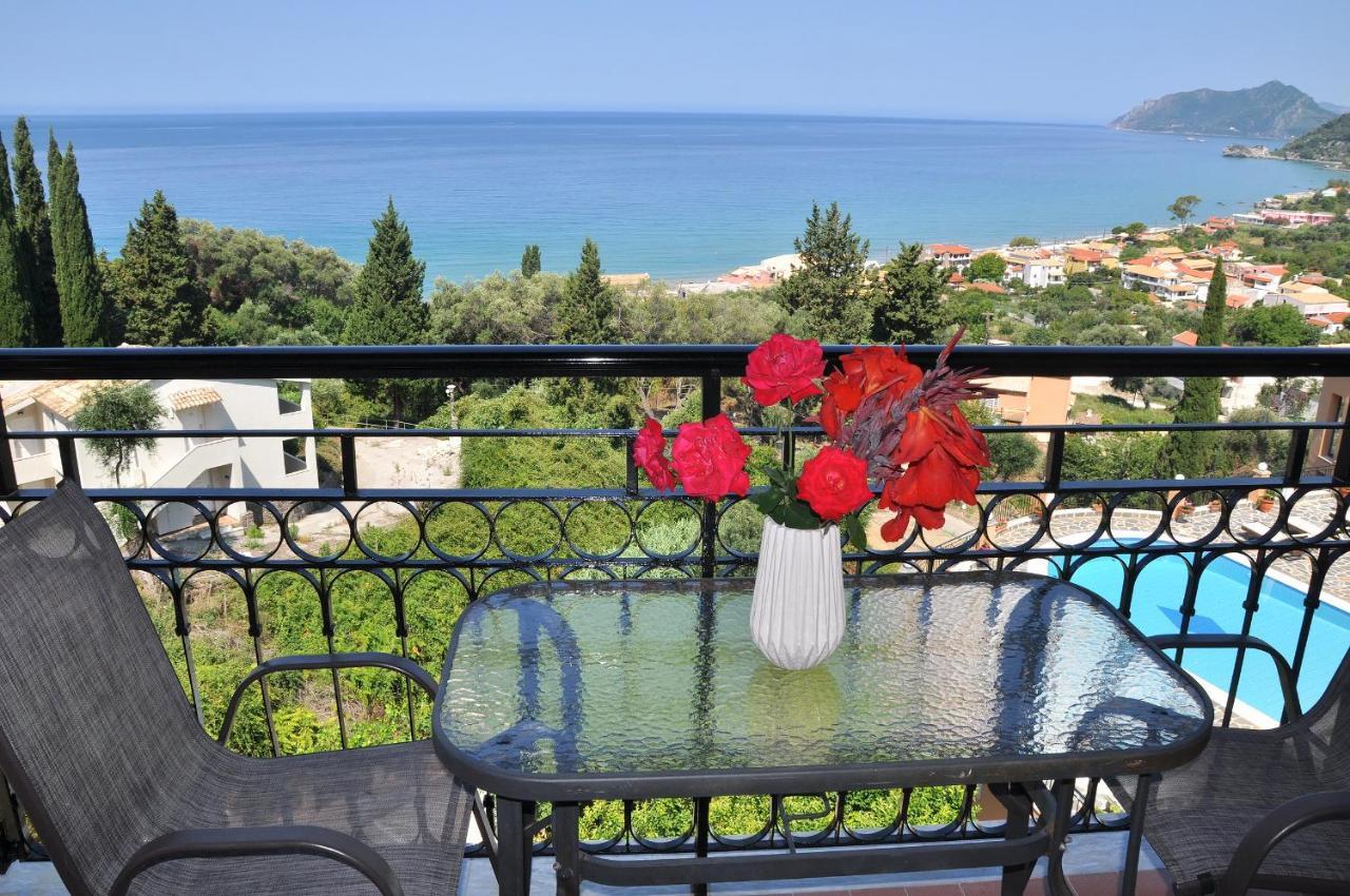 Dina'S Paradise Agios Gordios  Exterior photo