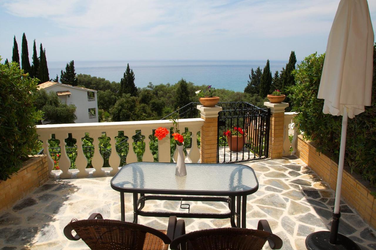 Dina'S Paradise Agios Gordios  Exterior photo